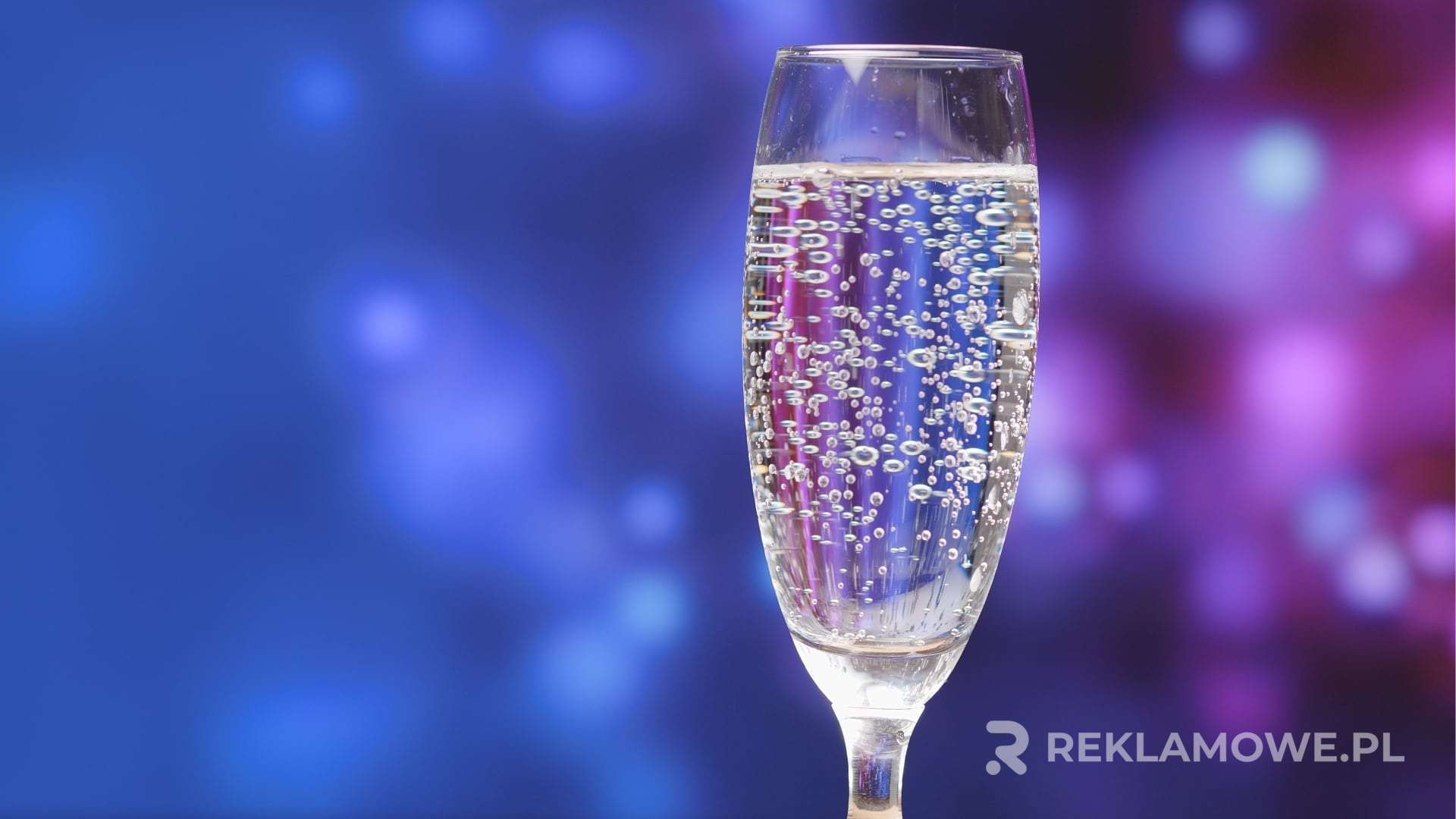 Kieliszki reklamowe używane w firmie