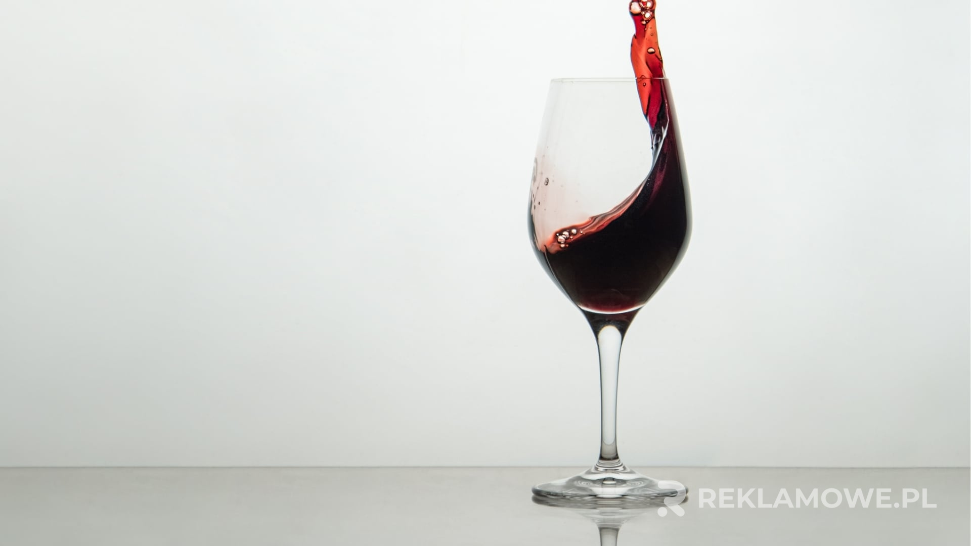 Zestaw unikatowych kieliszków reklamowych